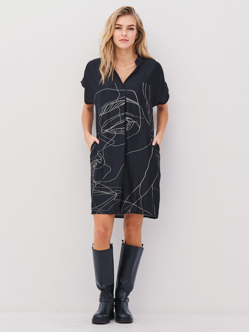 NÜ ABBI tunic Dresses Black mix