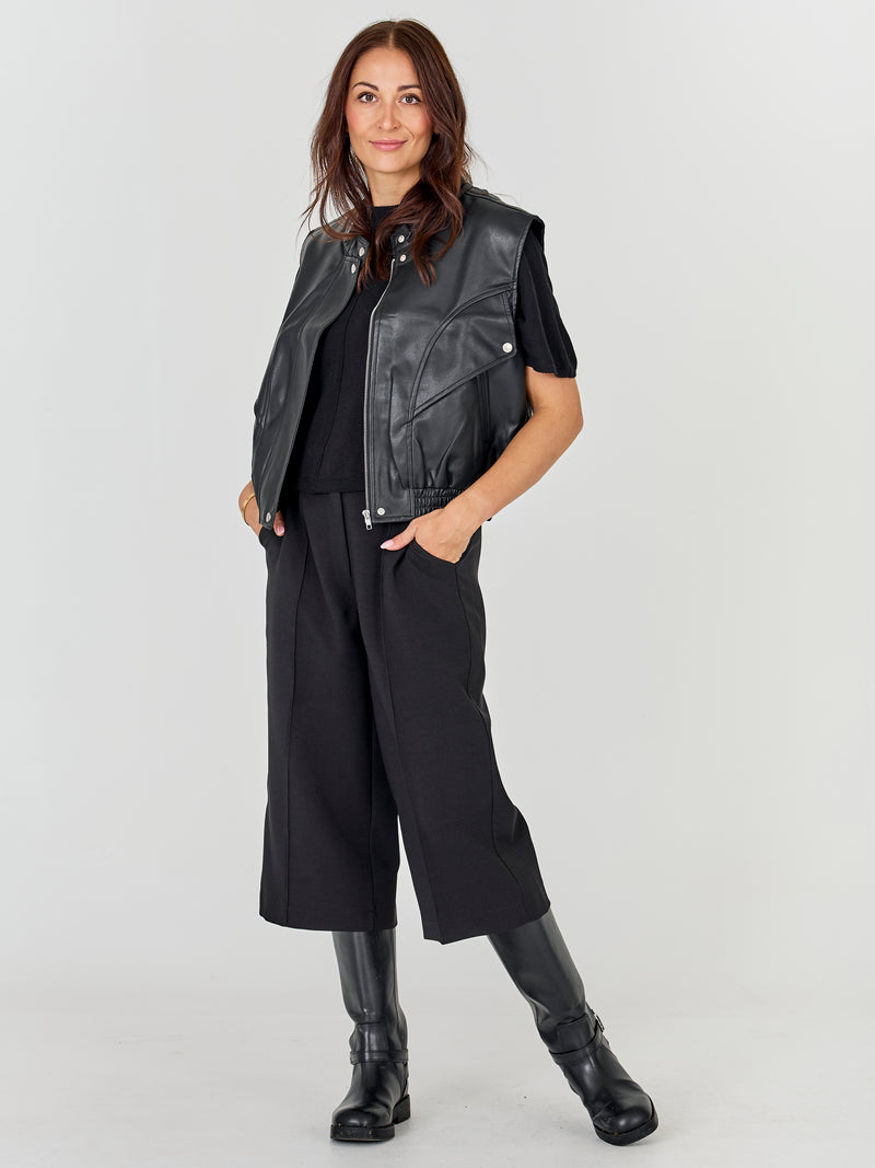 NÜ ALINA shorts Shorts Black