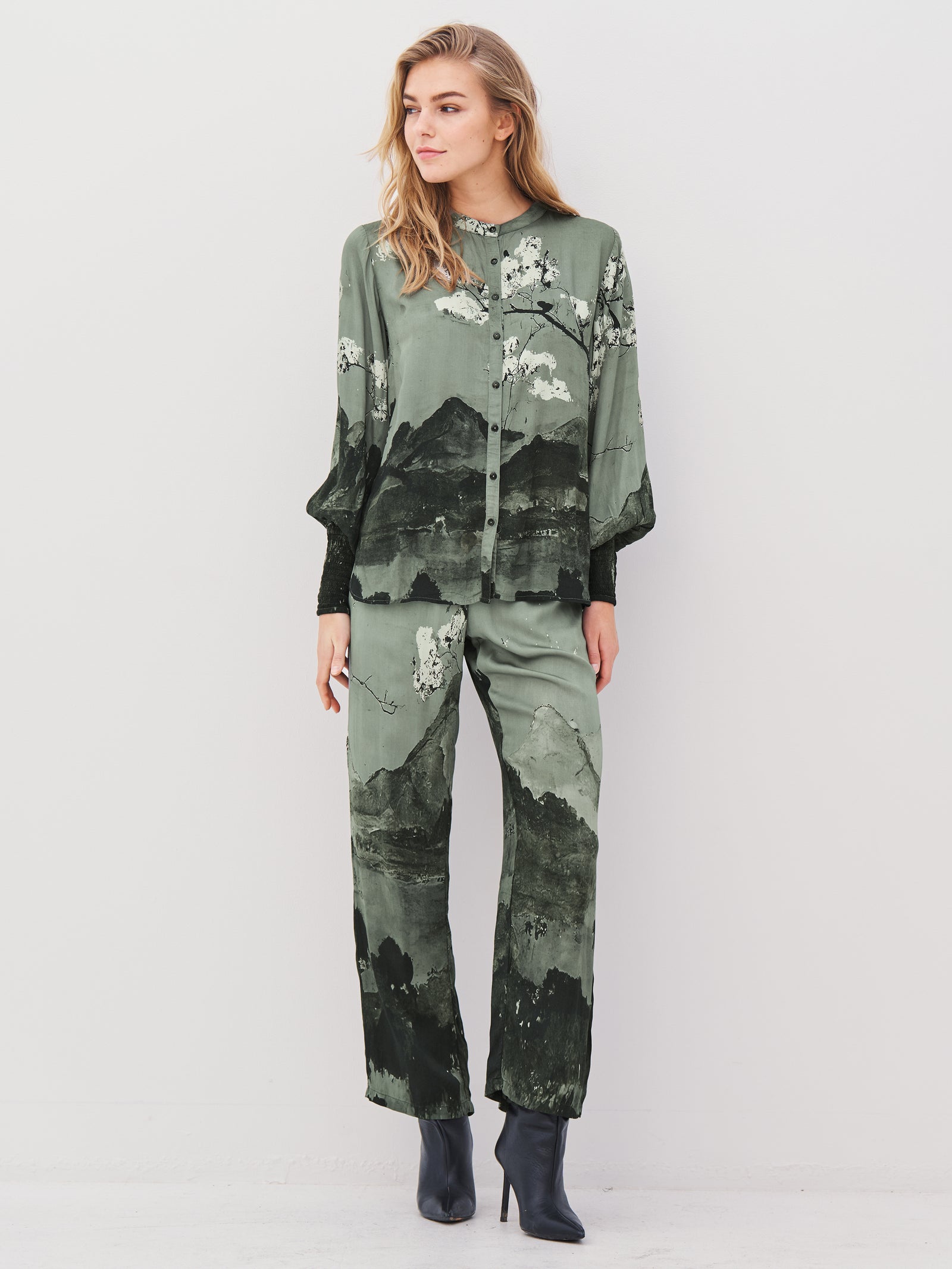 トップス ballsy brothers Military sheer shirt ALLI shirt - Army Mix – NÜ Denmark - INT.