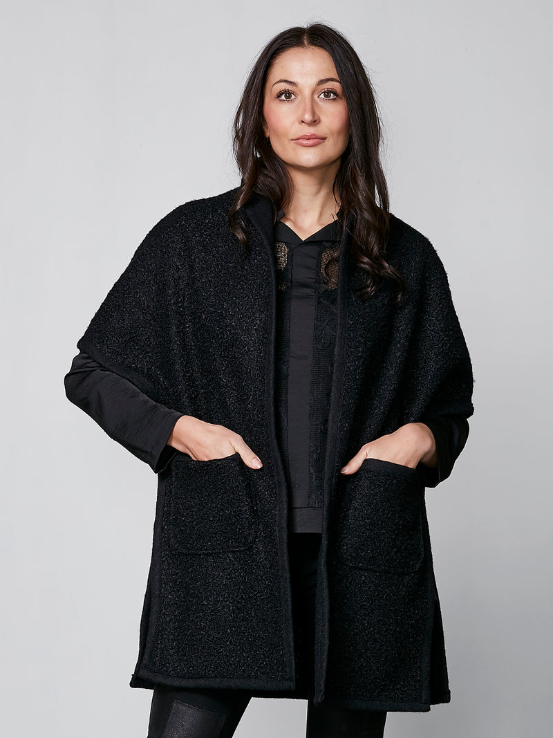 NÜ ARIA vest Vests Black
