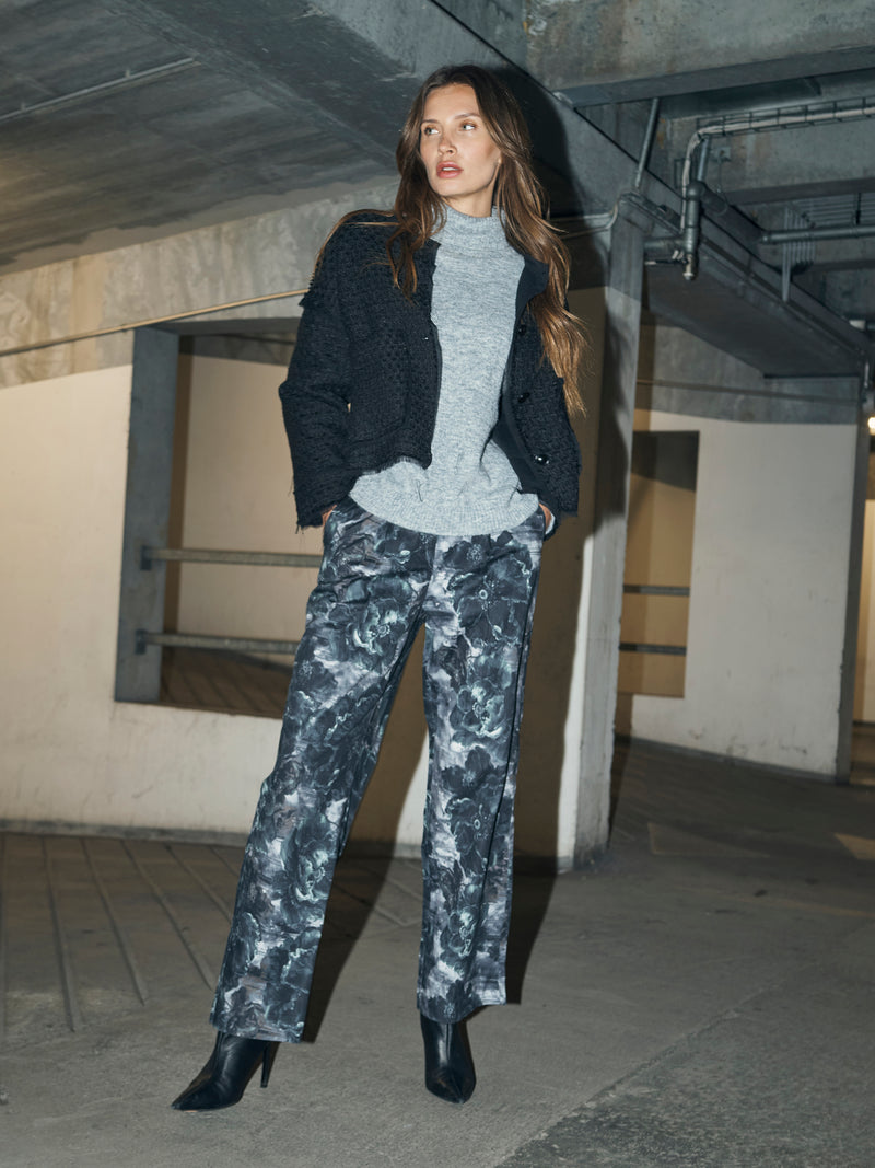 NÜ BALOU trousers Trousers 355 Petrol green mix