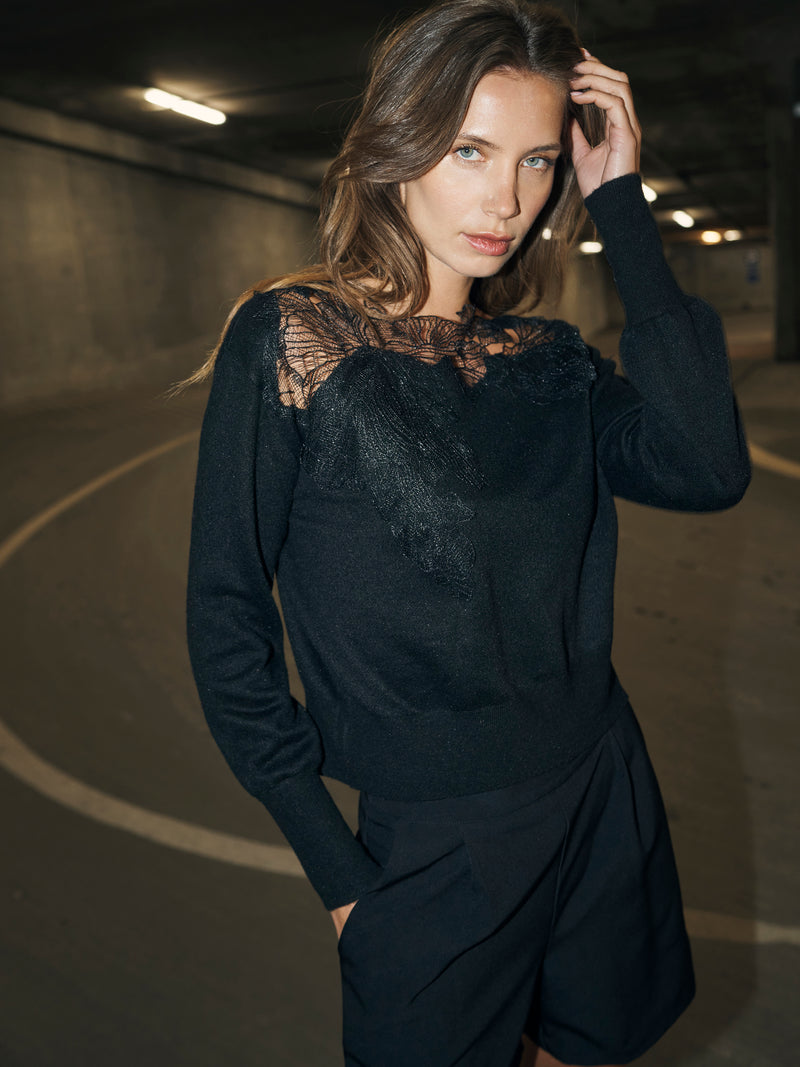 NÜ BOBBI knit blouse Knit Black