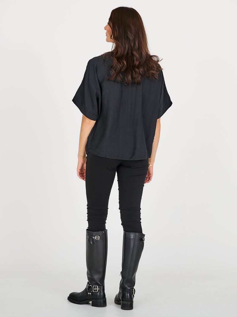 NÜ CINDA blouse Tops and T-shirts Black