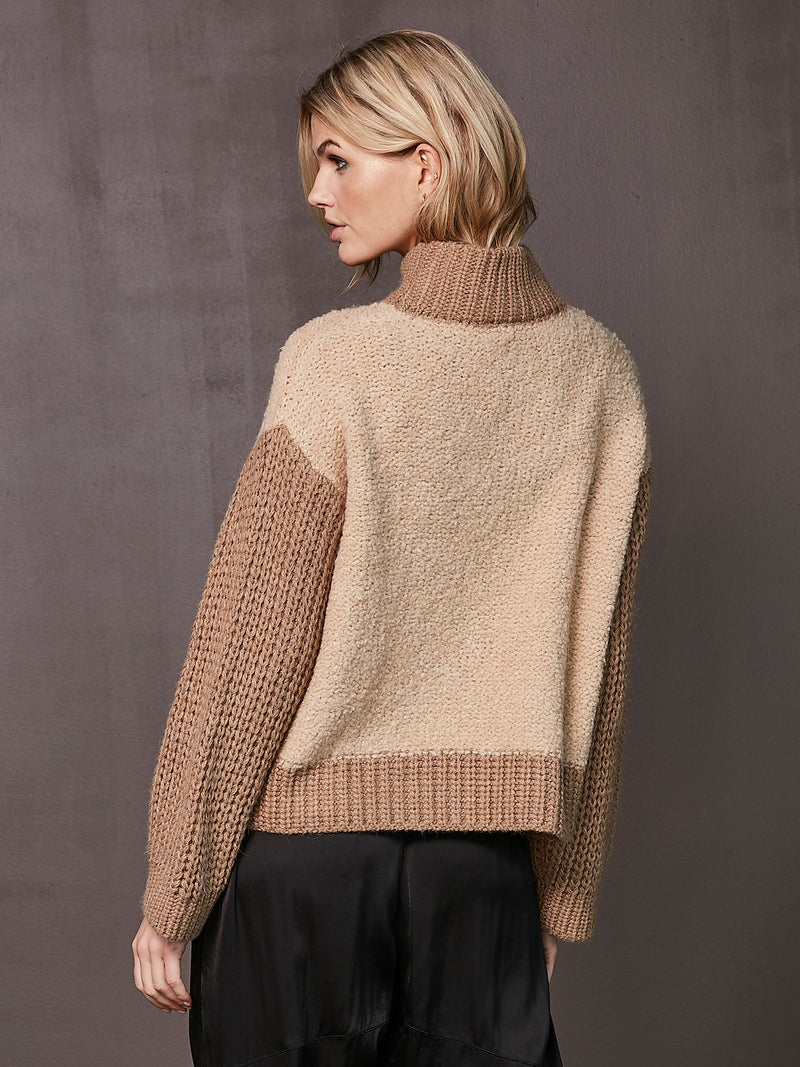 NÜ XELA knit sweater Knit 151 Elm wood