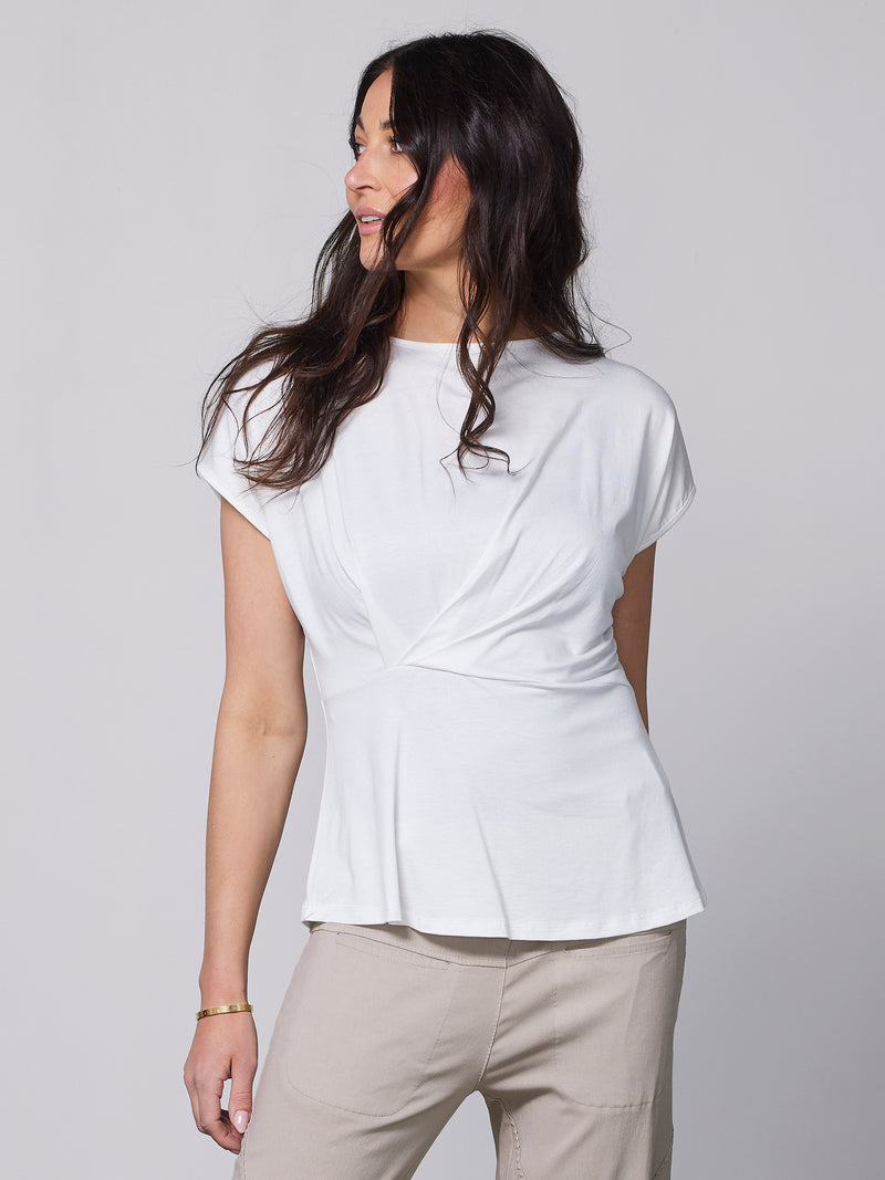 NÜ YASMI top Tops and T-shirts 110 Creme