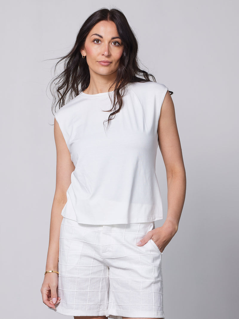 NÜ YASMI top Tops and T-shirts 110 Creme